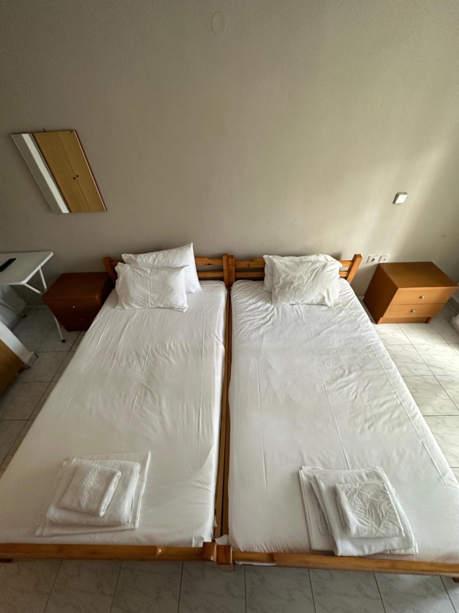 Rooms To Let Stefos Nea Chili Exterior foto